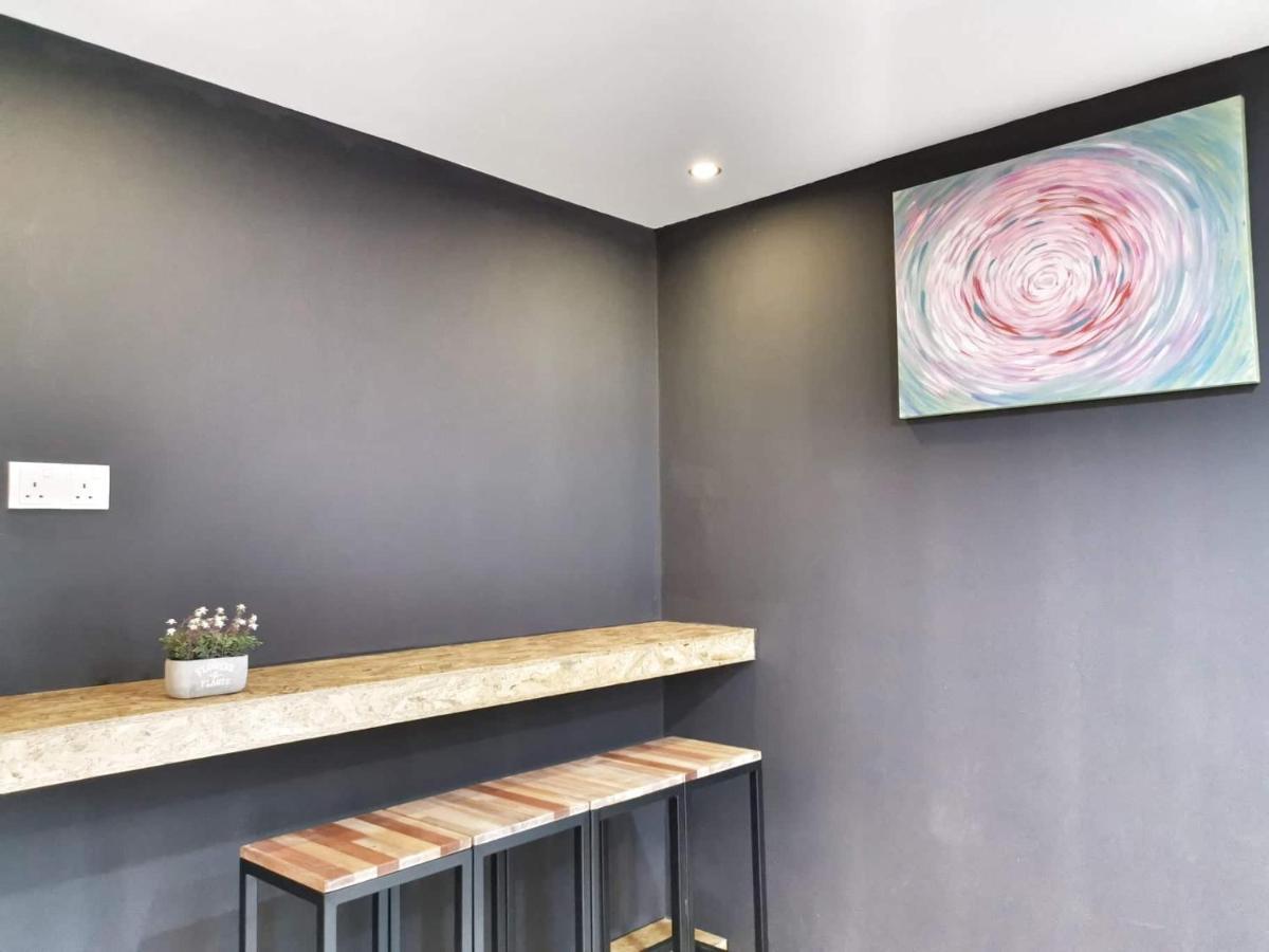 Appartamento 23Loft Kuching Esterno foto